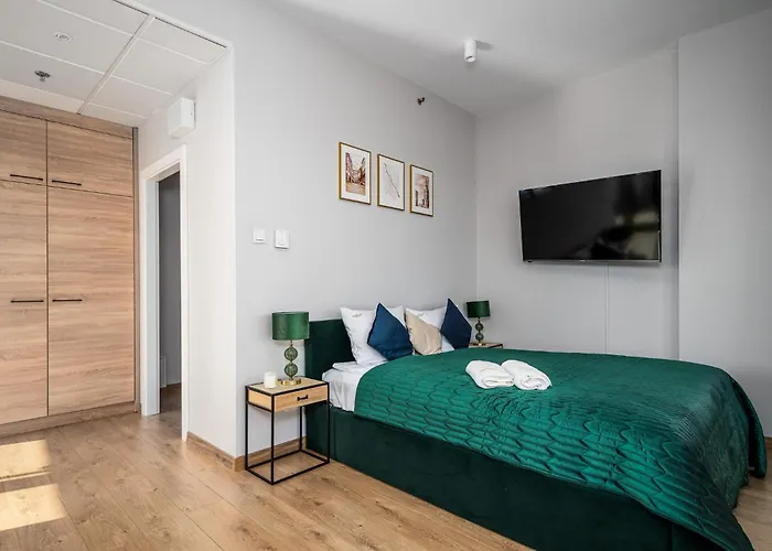 Warsview * وارسو