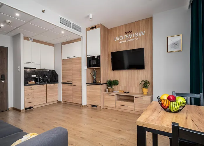 Warsview * وارسو